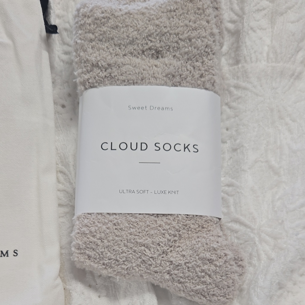 Sweet Dreams Cloud Socks - Soft Knit in Cream